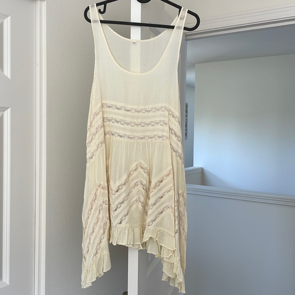 Free People
Voile Trapeze Slip tunic in beige spots, size S, new